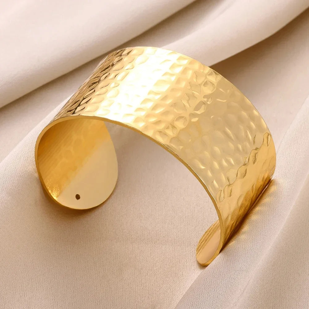 European and American cross-border shiny exquisite gold exaggerated wristband bracelet accessories